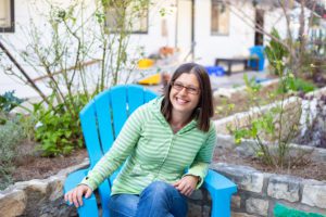 Hannah Frankel in La Reunion courtyard