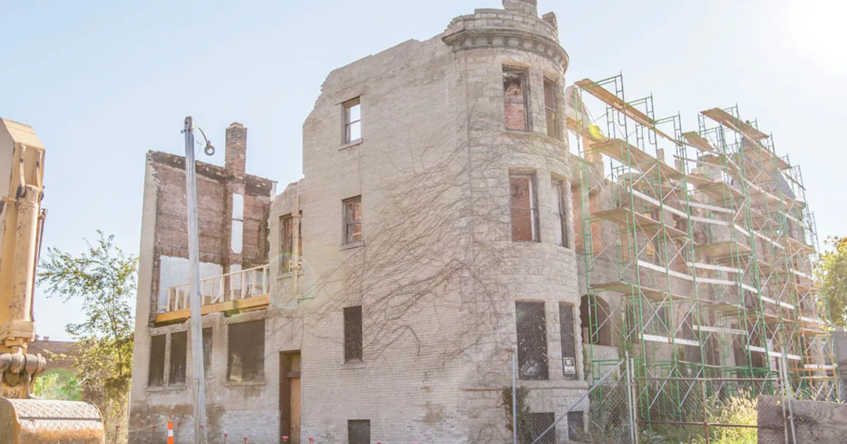 Construction of the James Scott House in Detroit.